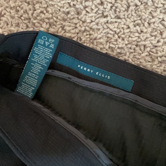 Men’s perry Ellis black dress pants EUC - Picture 2 of 4